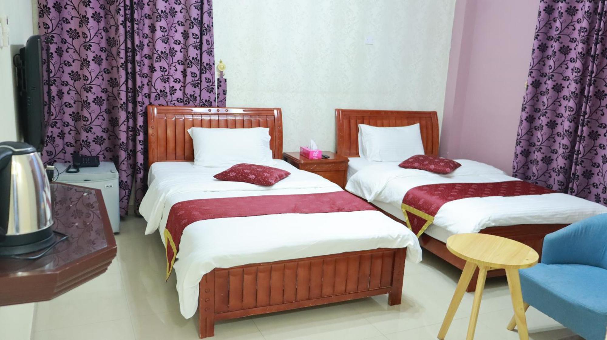 Bahla Hotel And Apartments Quarto foto